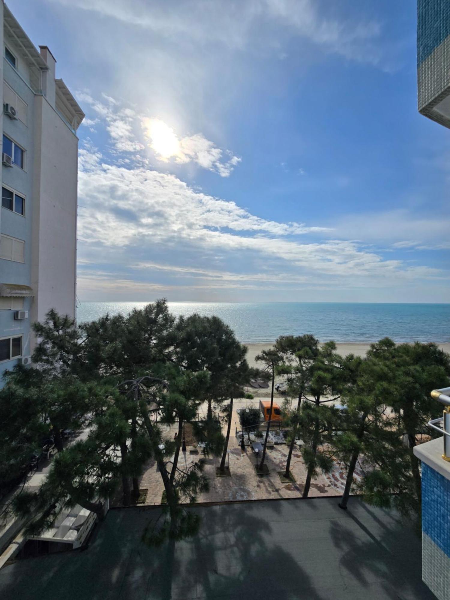 Blue Amr Hotel Shkallnur Exterior photo