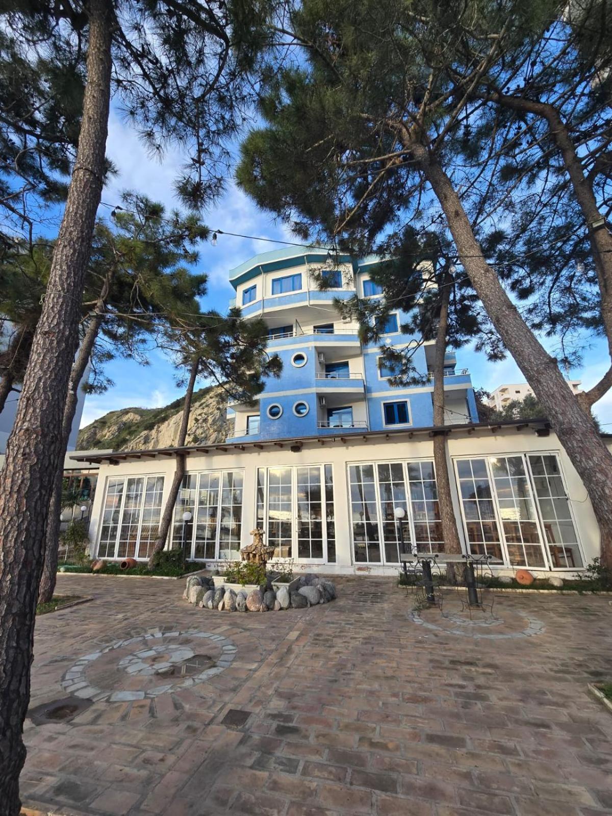Blue Amr Hotel Shkallnur Exterior photo